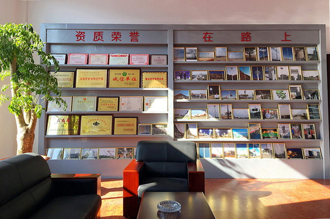 �s�u(y��)��